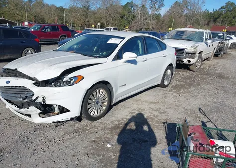 2013 Ford Fusion Hybrid Se z USA, uszkodzony, nr VIN 3FA6P0LUXDR373319